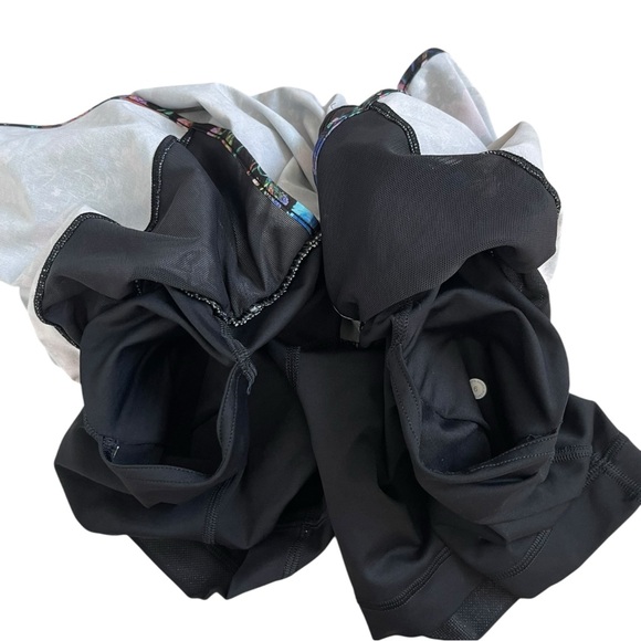 Lululemon Hotty Hot High-Rise Skirt Skort 6 Black Floral Tennis Run Pockets - Picture 10 of 10